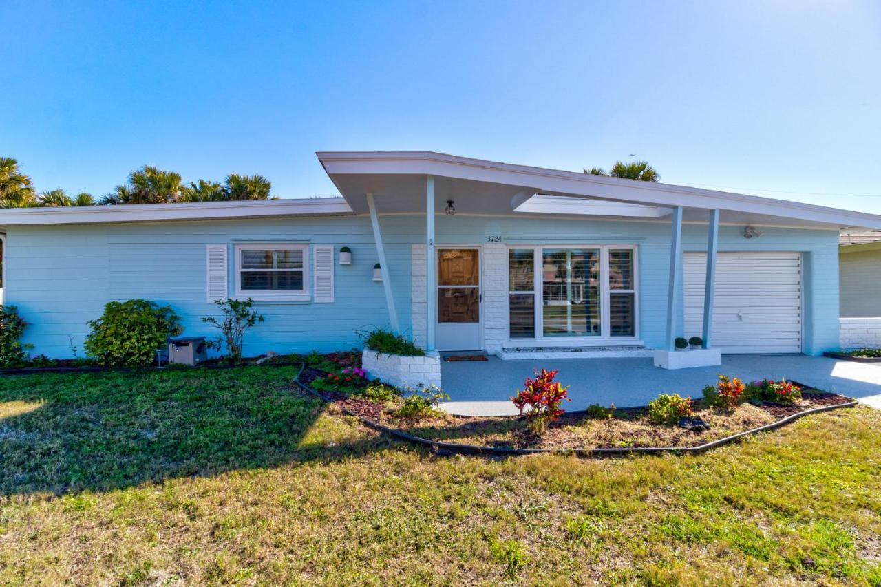 3 Bed 2 Ba Wifi Kitchen Walk To Beach Firepit Daytona Beach Exteriér fotografie
